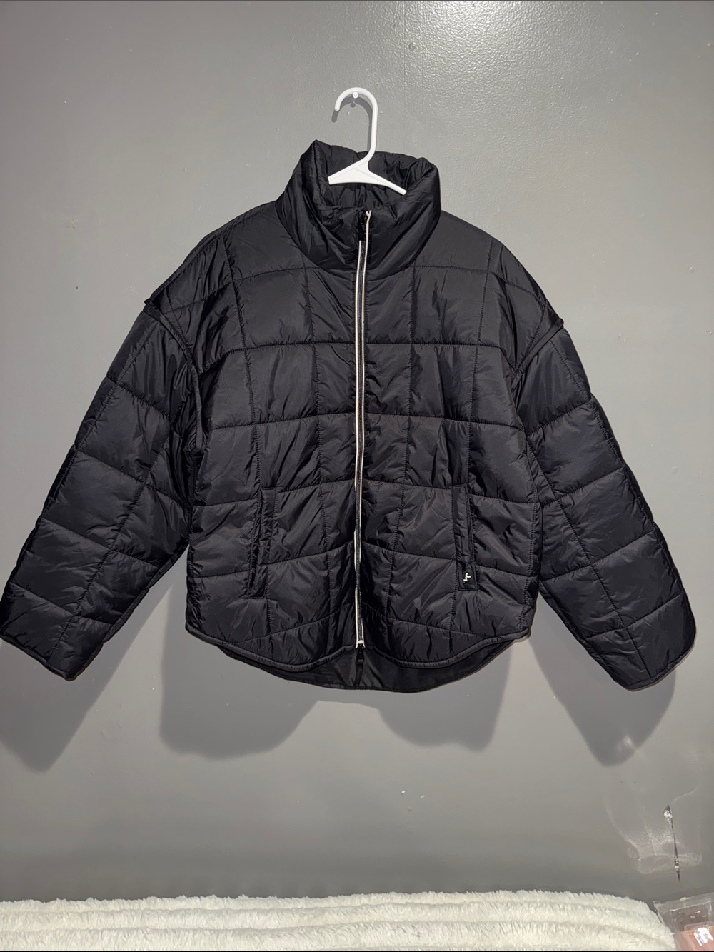 JoyLab Black Boxy Quilted Puffer Jacket
